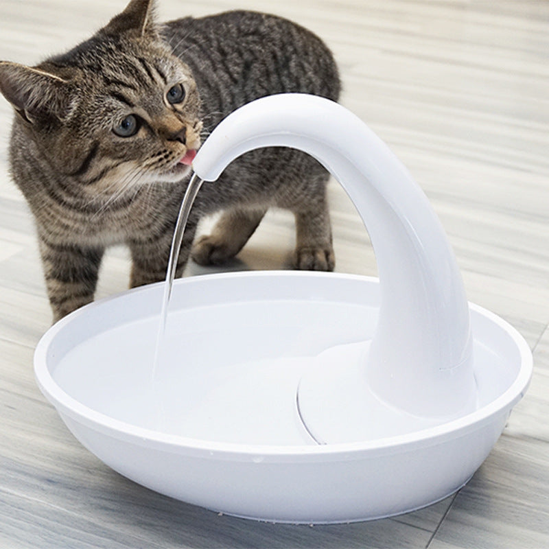 Pet Drinking Fountain Cat Feeding Water Flowing