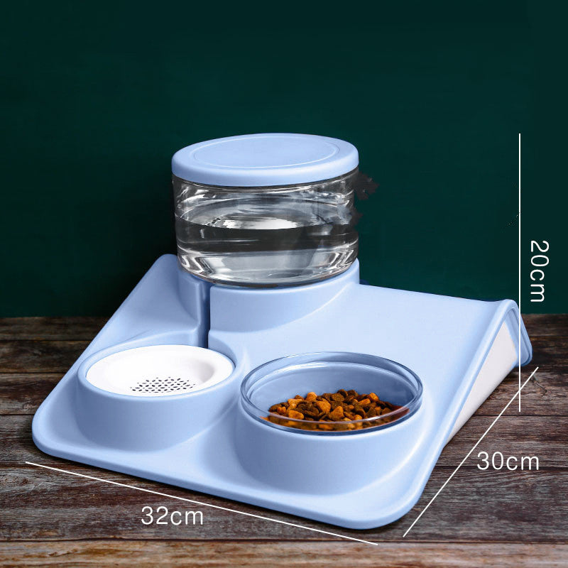 Water Dispenser Is Mobile And Unplugged Automatic Feeder For Pets
