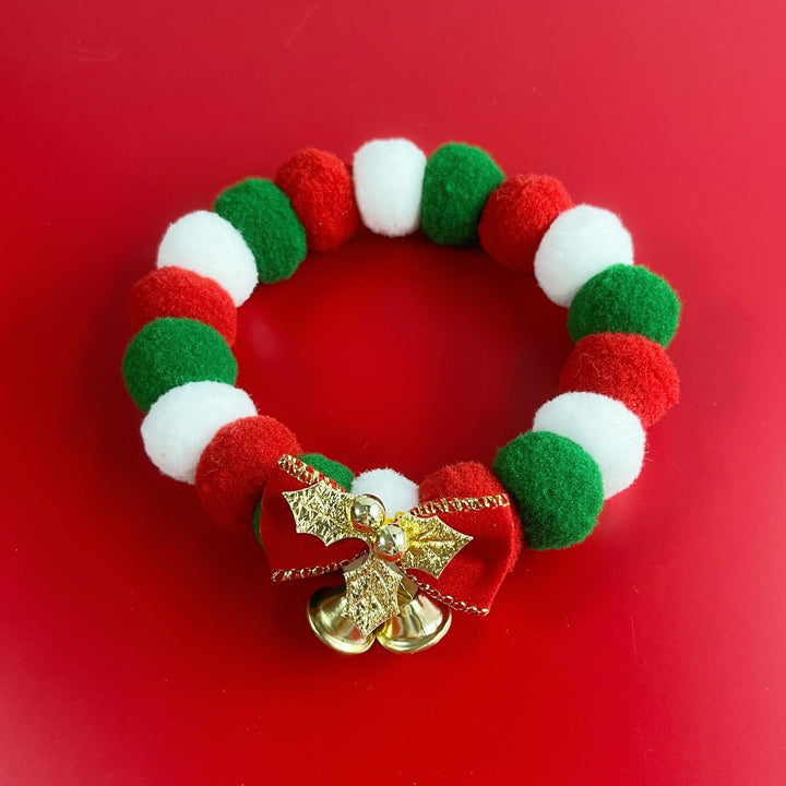 Christmas Plush Ball Collar for Dogs and Cats